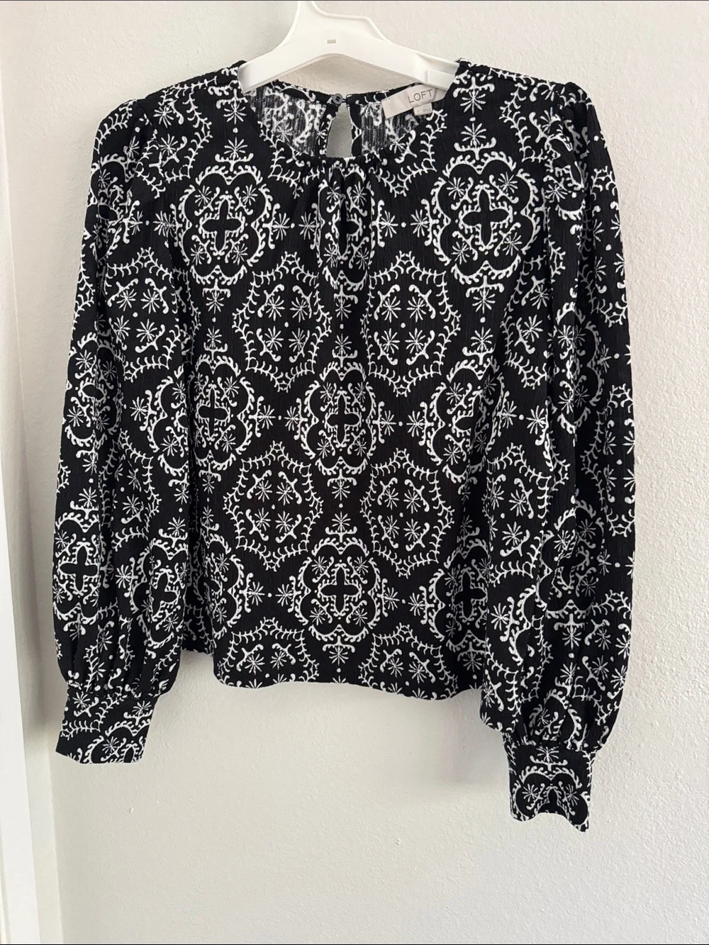 LOFT Black & White Medallion Print Long-Sleeve Blouse